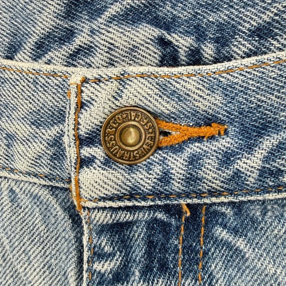 Vintage Y2K‎ Mens 36x30 Levis 540 Relaxed Fit Distressed Light Wash Jeans Denim